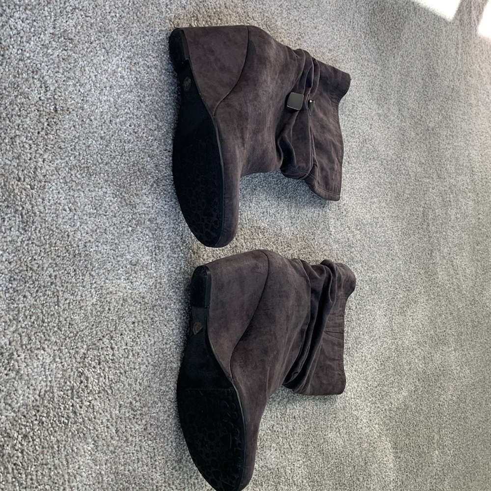 Wedge Style Booties - Picture 4 of 6